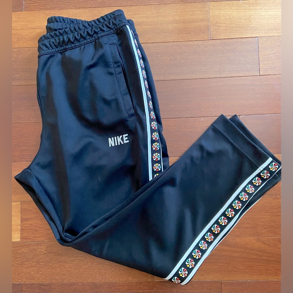 Nike Black Sweatpants with Multicolor Trim